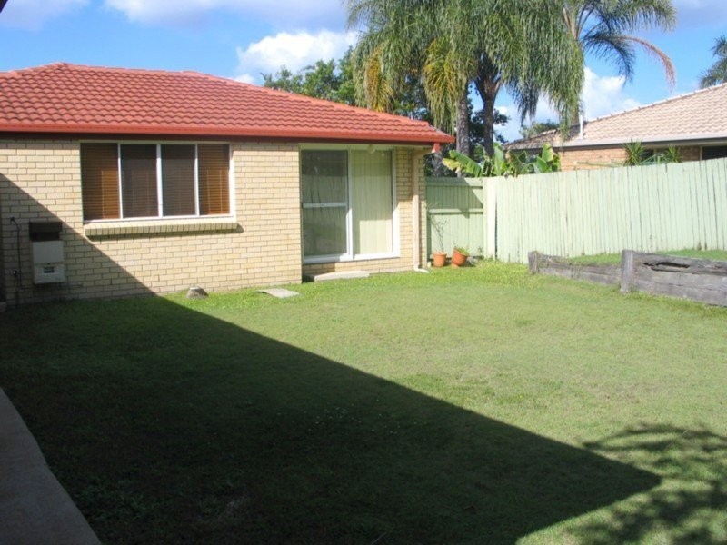 2 Woolmere Street, Carrara QLD 4211