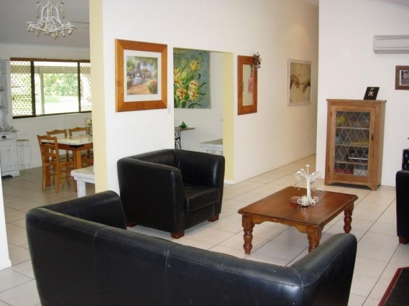 101 Alison Road, Carrara QLD 4211