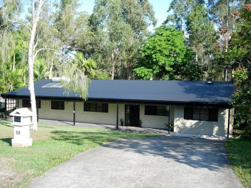 101 Alison Road, Carrara QLD 4211