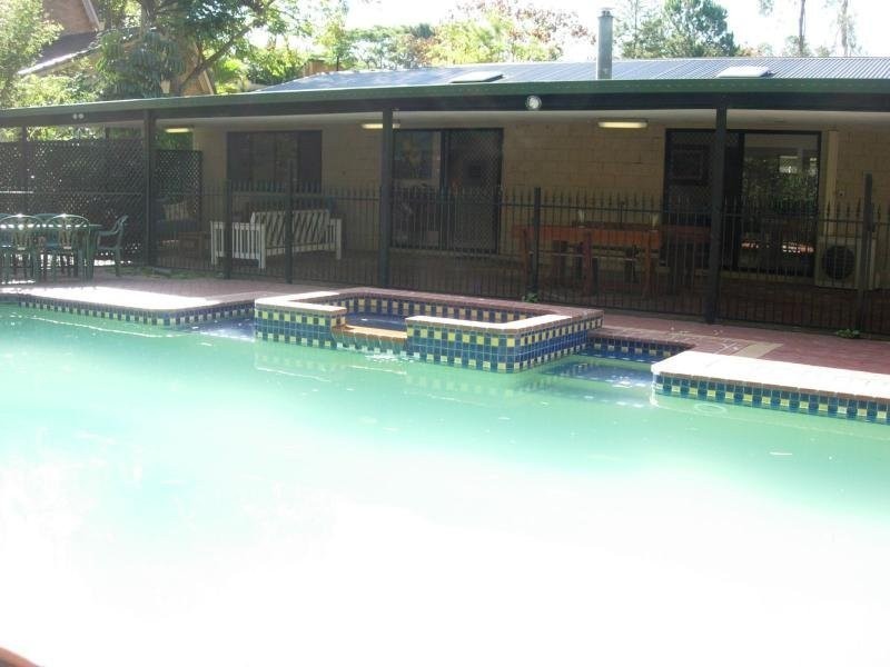 101 Alison Road, Carrara QLD 4211