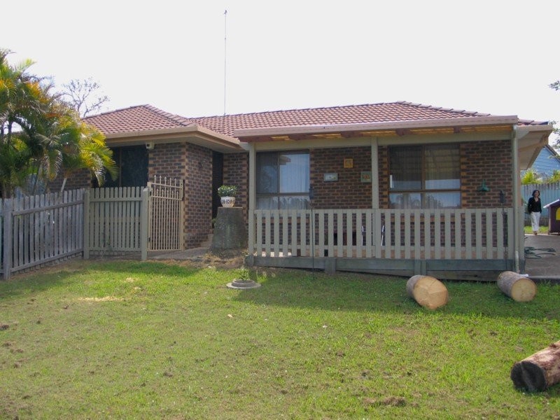 9 Gemstone, Carrara QLD 4211