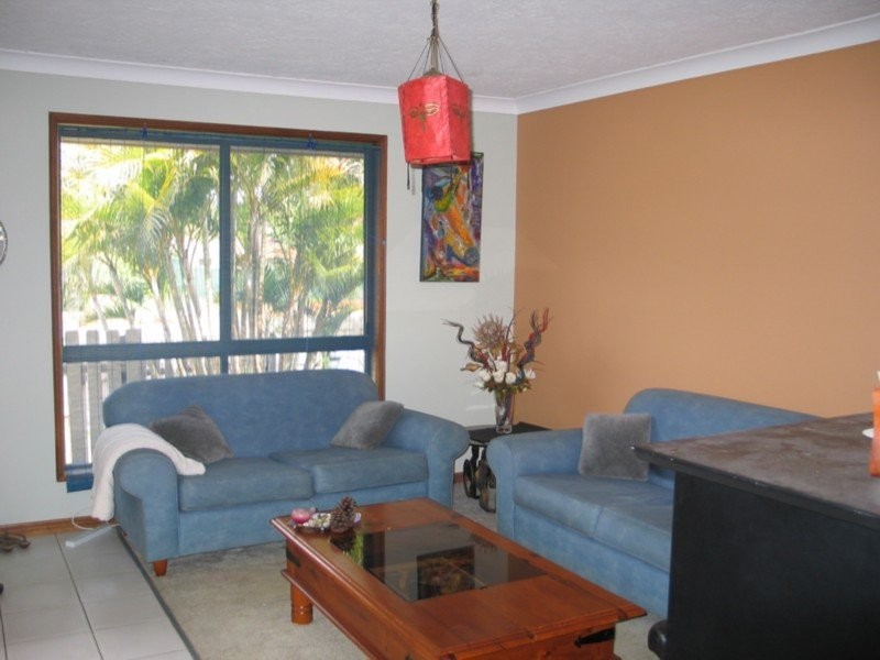 9 Gemstone, Carrara QLD 4211