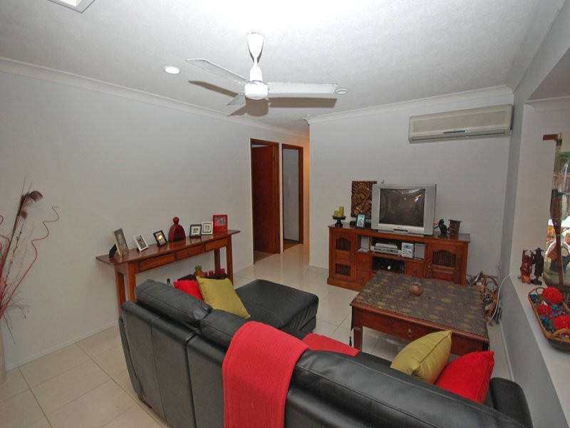 56 Parasol Street, Ashmore QLD 4214