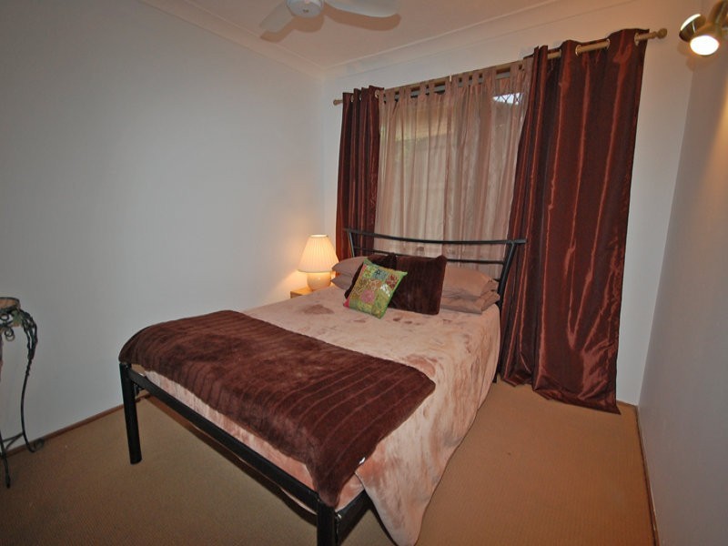 56 Parasol Street, Ashmore QLD 4214