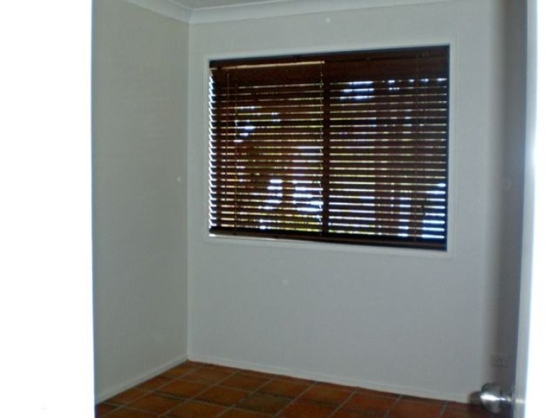 11/5 Balfour Crescent, Highland Park QLD 4211