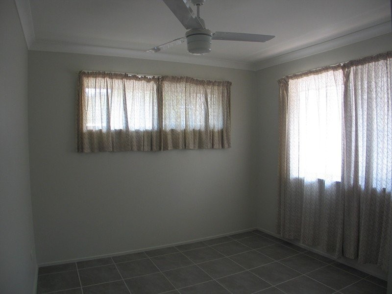 3 Moonbeam Parade, Mudgeeraba QLD 4213