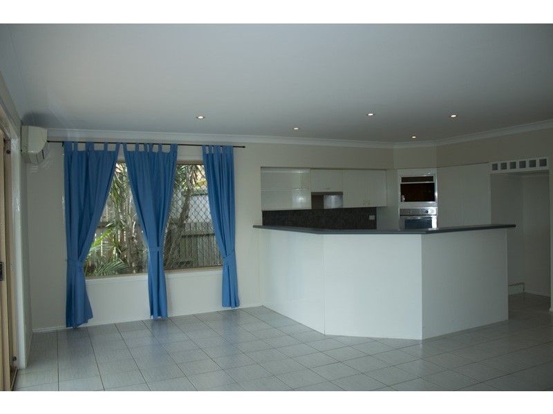 36 Woolmere Street, Carrara QLD 4211