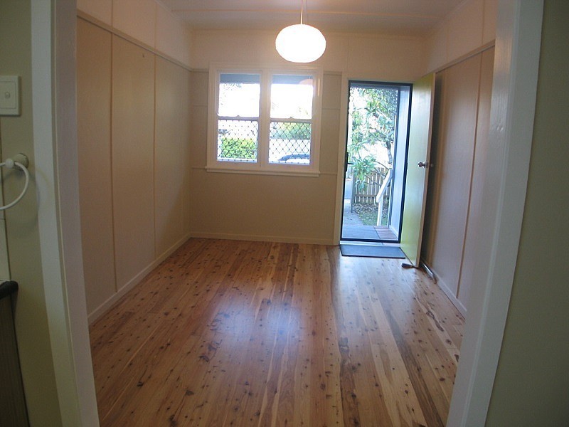 4 Little Norman, Southport QLD 4215