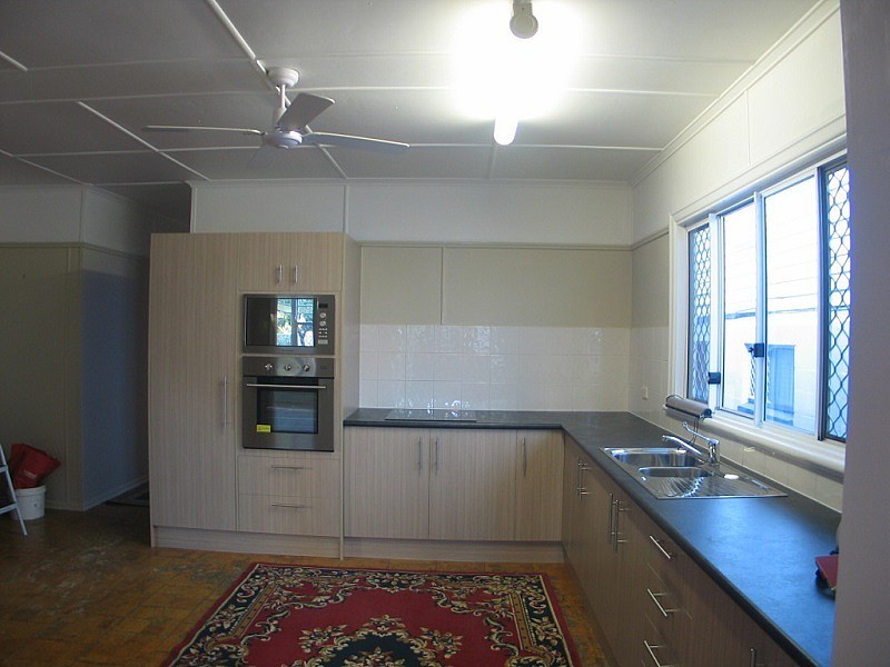 4 Little Norman, Southport QLD 4215