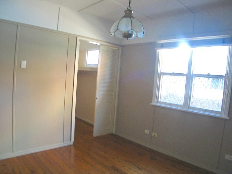4 Little Norman, Southport QLD 4215