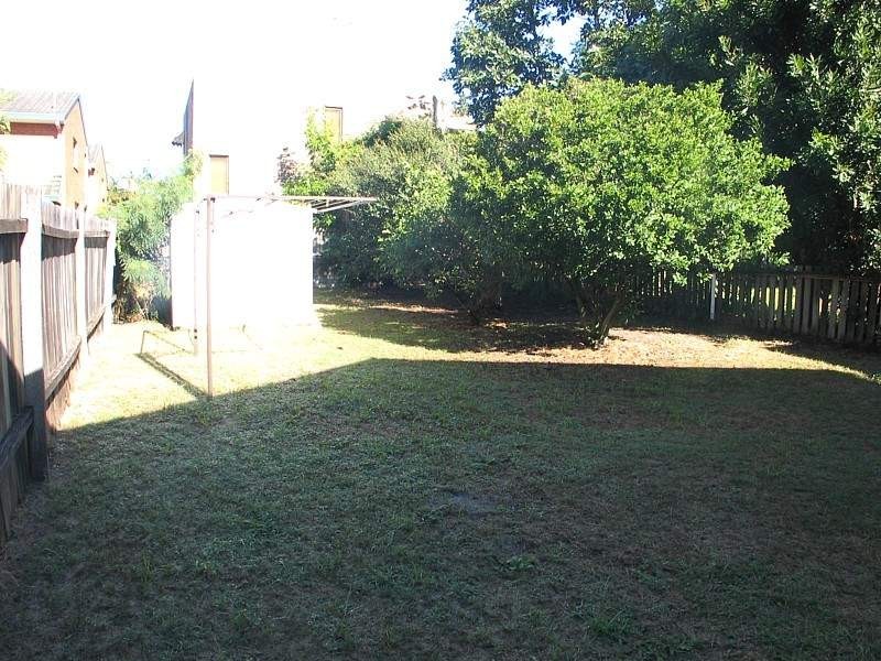 4 Little Norman, Southport QLD 4215