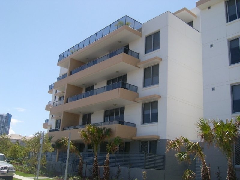 422/1-3 Aqua Street, Southport QLD 4215