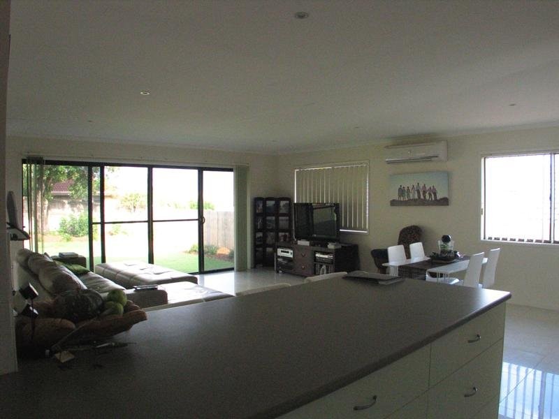 27 Sweetgum Street, Ashmore QLD 4214