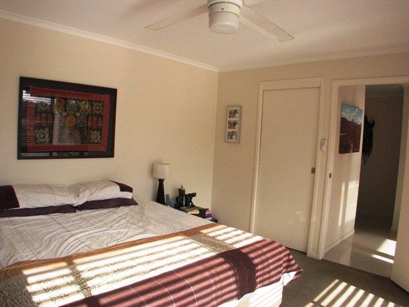 27 Sweetgum Street, Ashmore QLD 4214