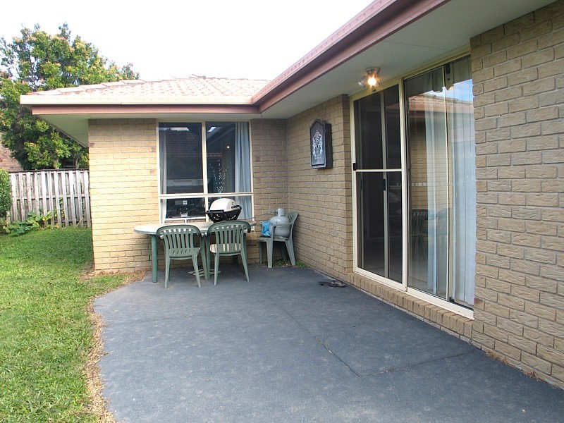 4 Roundelay Drive, Varsity Lakes QLD 4227