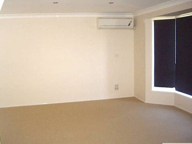 4 Muston Court, Carrara QLD 4211