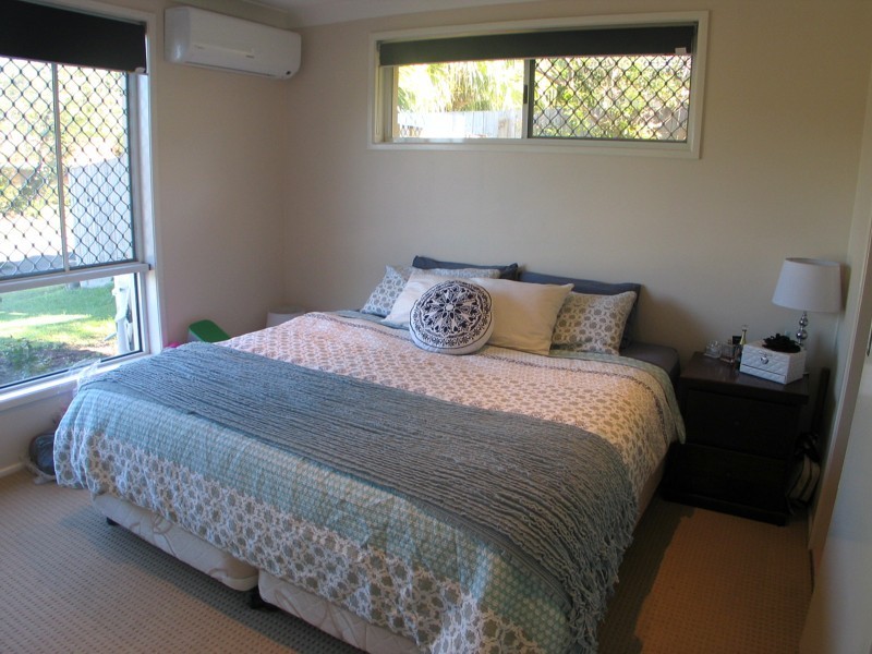 4 Muston Court, Carrara QLD 4211