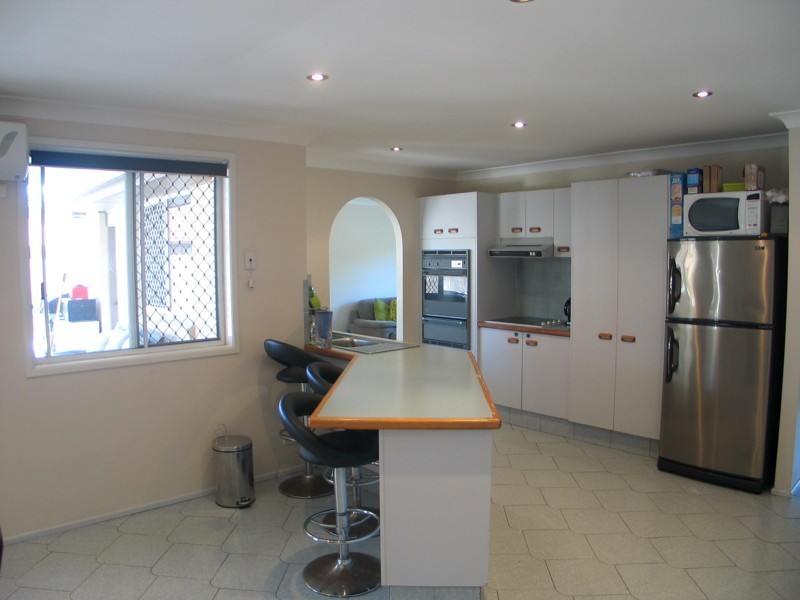 4 Muston Court, Carrara QLD 4211