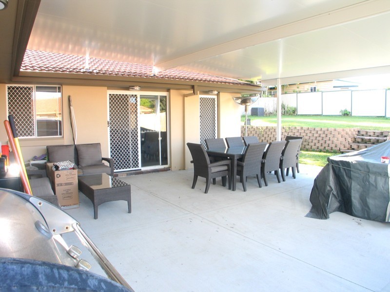 4 Muston Court, Carrara QLD 4211