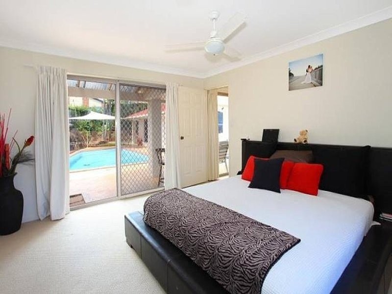 41 Huntingdale Crescent, Robina QLD 4226