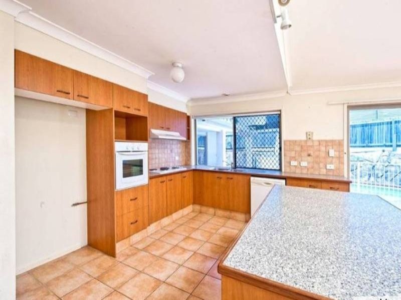 41 Huntingdale Crescent, Robina QLD 4226