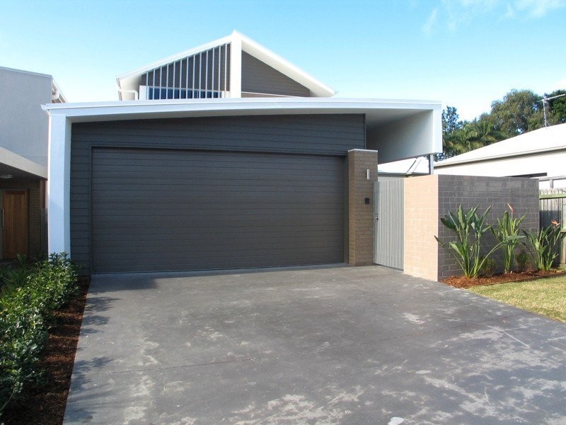 33 Ernest Street, Labrador QLD 4215