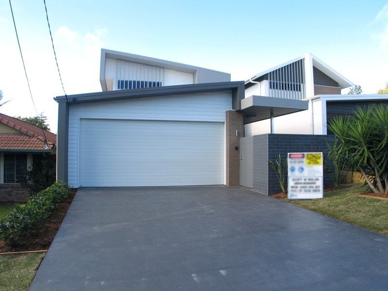 35 Ernest Street, Labrador QLD 4215