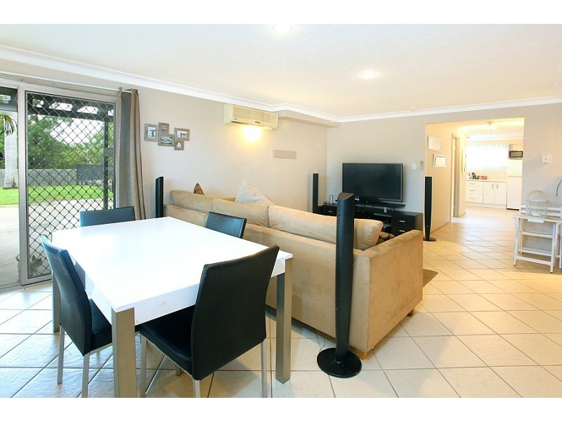 23 Murev Way, Carrara QLD 4211