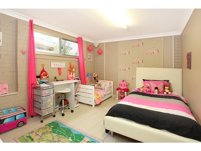 23 Murev Way, Carrara QLD 4211