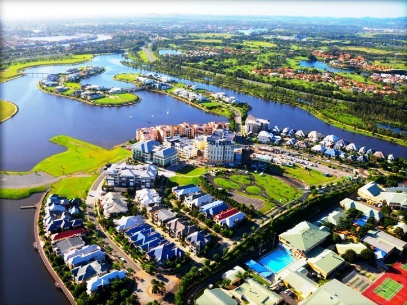 57/3030 The boulevard, Carrara QLD 4211