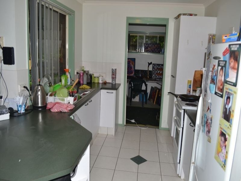 12 Knight Crescent, Nerang QLD 4211