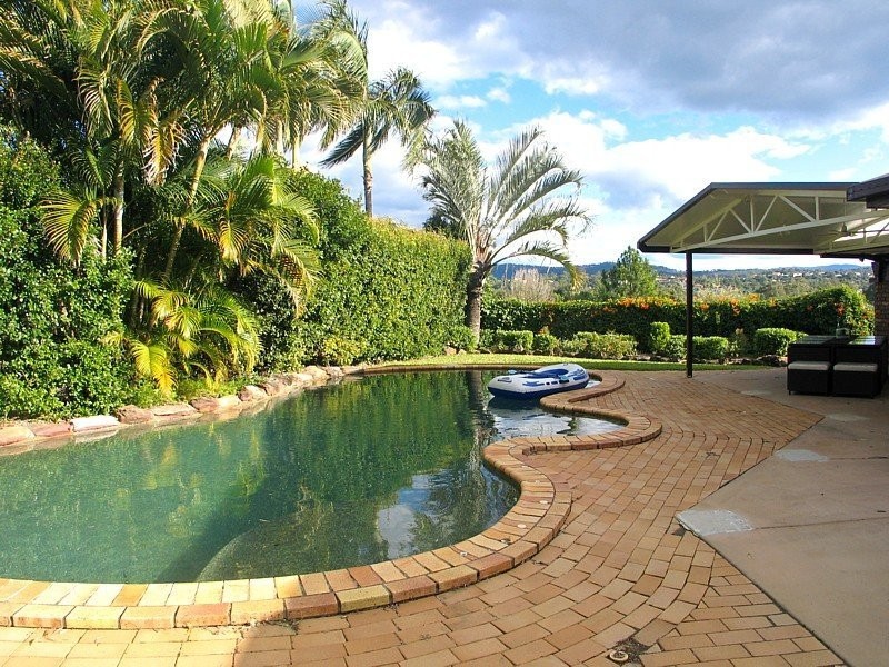 10 Quartz Pl, Carrara QLD 4211