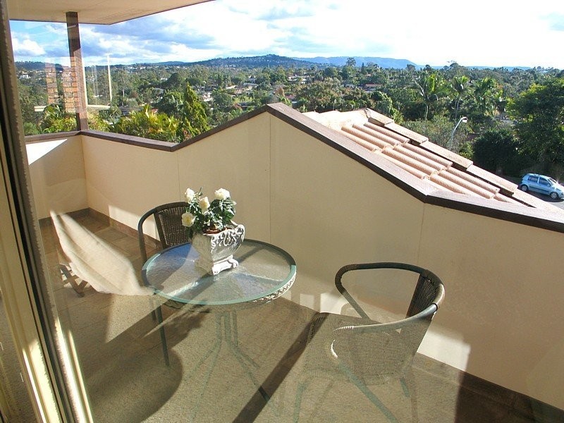 10 Quartz Pl, Carrara QLD 4211