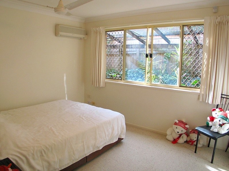 10 Quartz Pl, Carrara QLD 4211