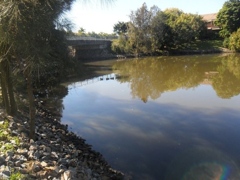 2 Seafoam Cl, Varsity Lakes QLD 4227