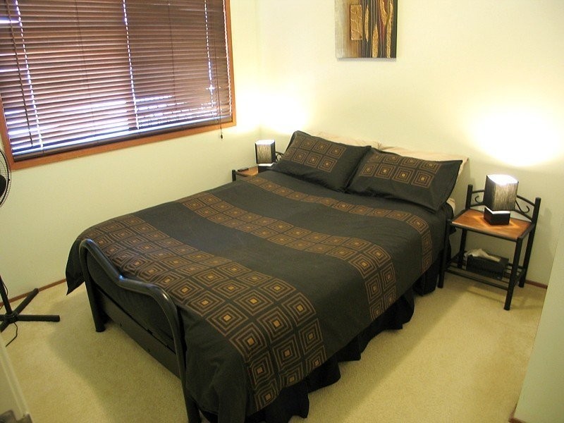 1 Beau Court, Highland Park QLD 4211