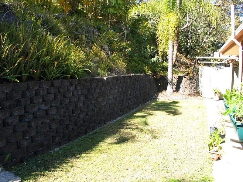 1 Beau Court, Highland Park QLD 4211