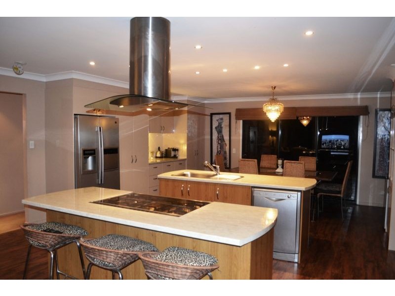 4 St. Petersburg Place, Nerang QLD 4211