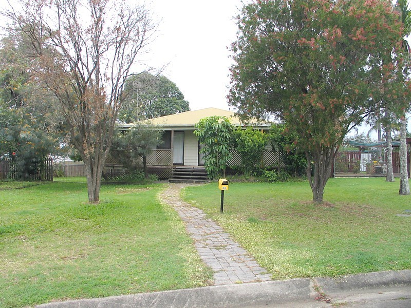 20 Burgundy Crt, Highland Park QLD 4211