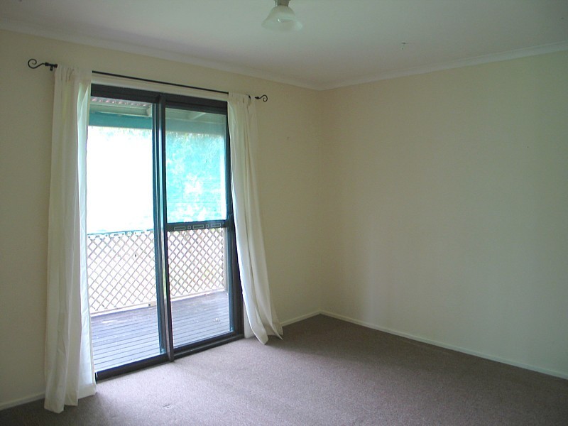 20 Burgundy Crt, Highland Park QLD 4211