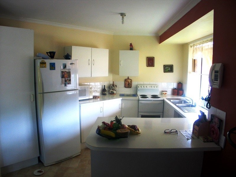 9 Bent St, Nerang QLD 4211