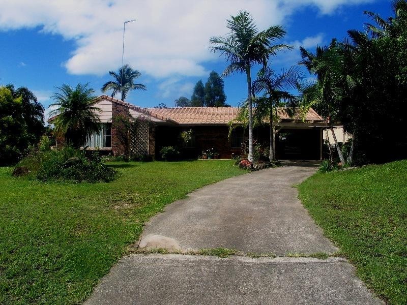 9 Bent St, Nerang QLD 4211