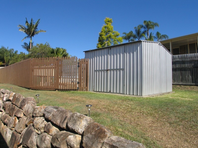 16 Paul crt, Carrara QLD 4211