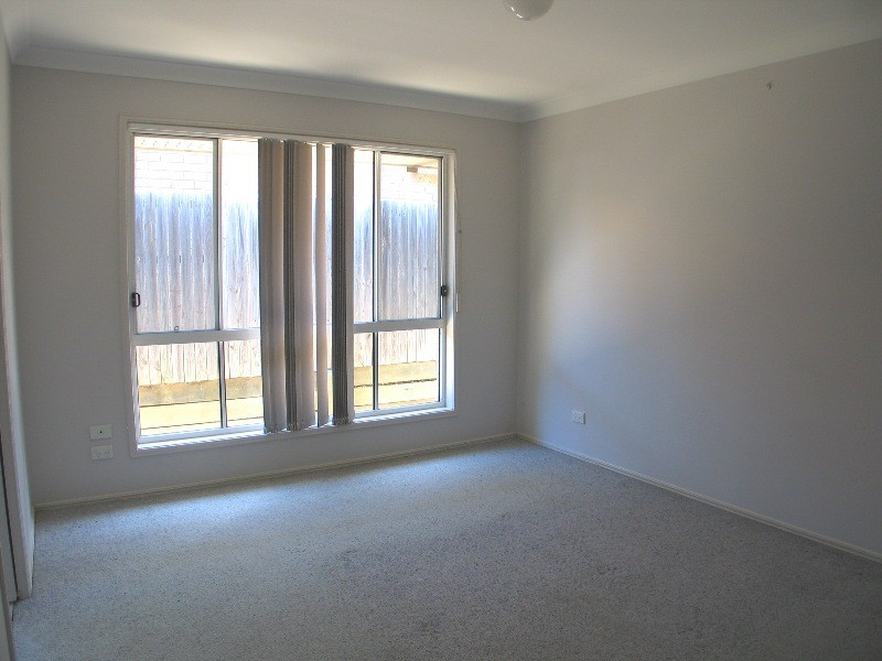 4 inverness crt, Nerang QLD 4211