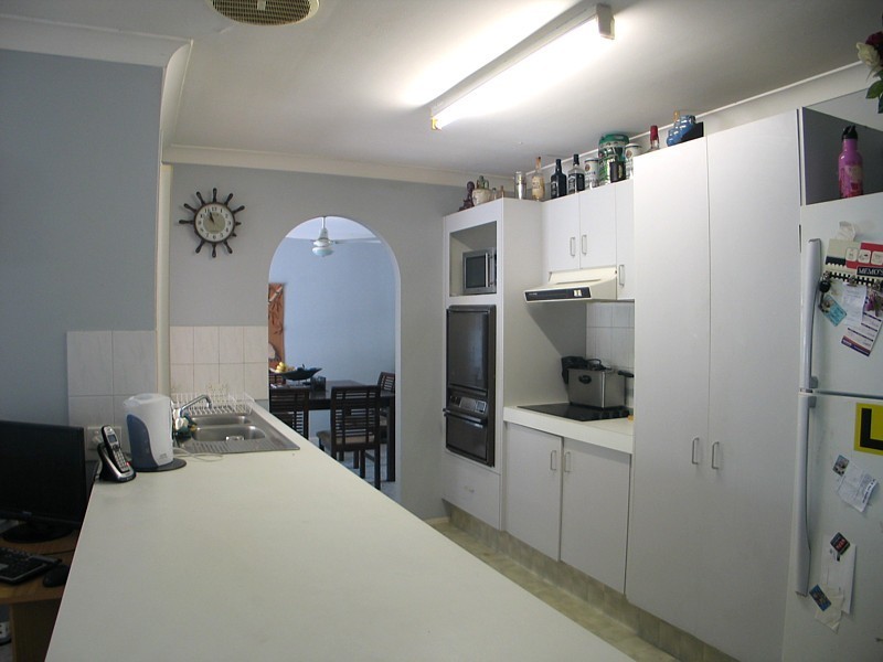 18 Farro Ct, Carrara QLD 4211
