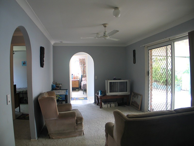 18 Farro Ct, Carrara QLD 4211