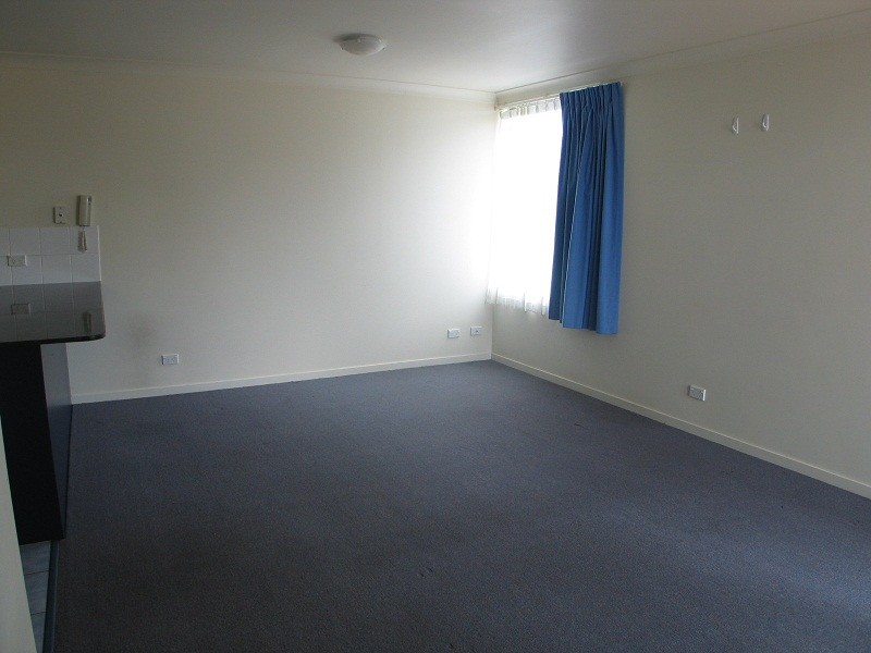 18/130 Marine Pde, Southport QLD 4215