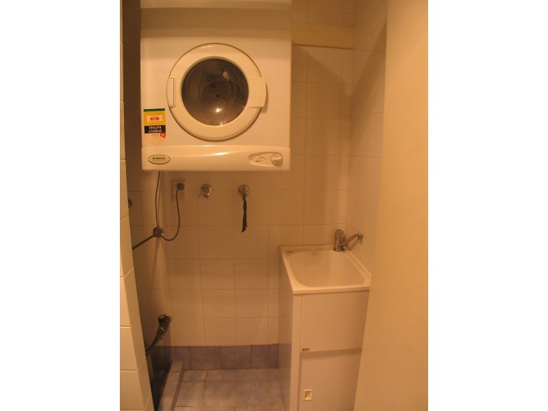 18/130 Marine Pde, Southport QLD 4215