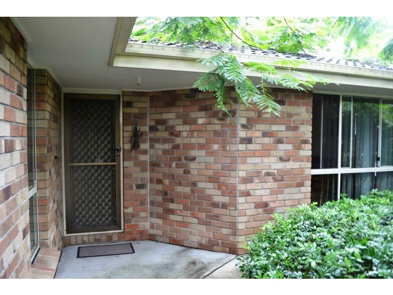 12 Knight Cres, Nerang QLD 4211