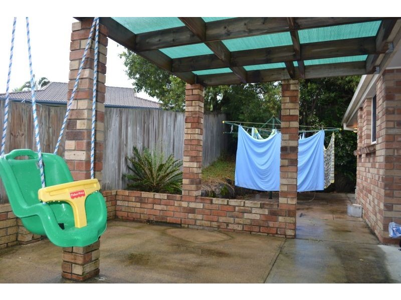 12 Knight Cres, Nerang QLD 4211
